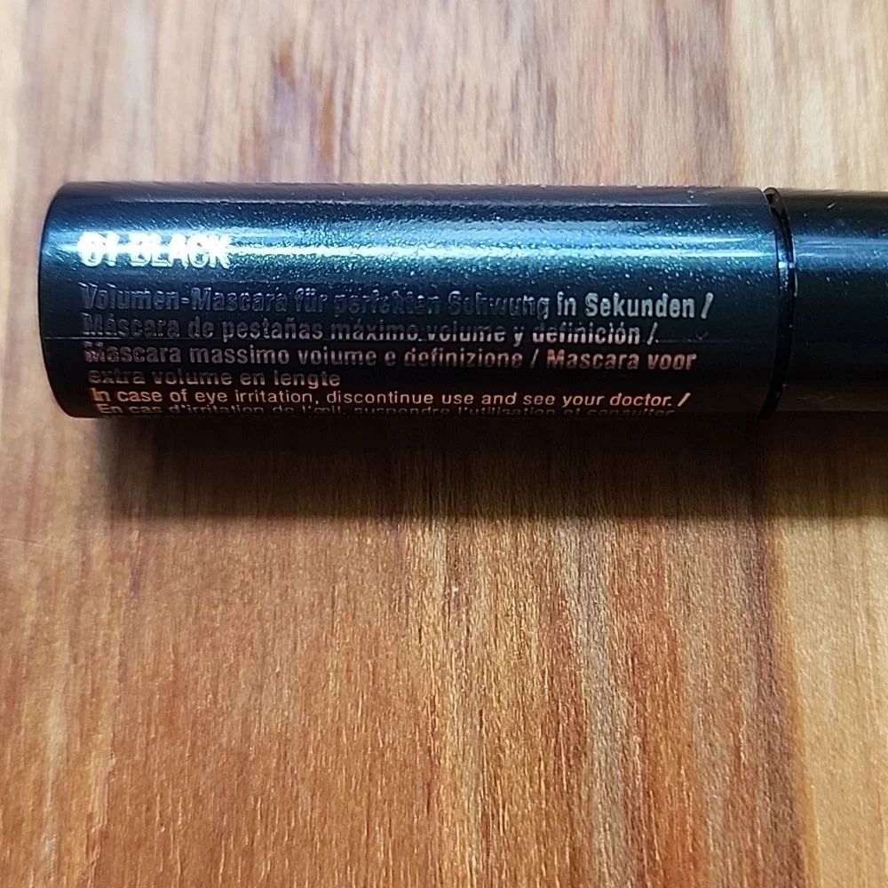 Clinique High Impact Mascara Dramatically Different Moisturizer, Almost Lipstick